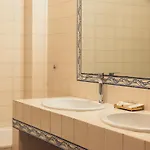 بيت ضيافة Casa Da Ribeira 4*