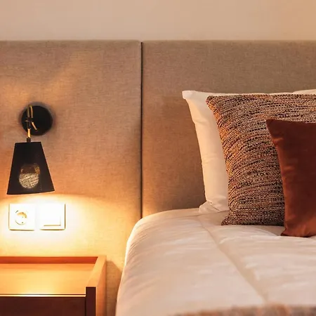 Casa Da Ribeira 4*