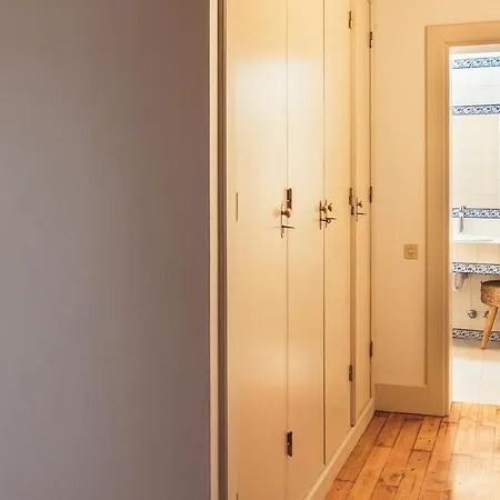 Гостевой дом Casa Da Ribeira Марку-ди-Канавезиш