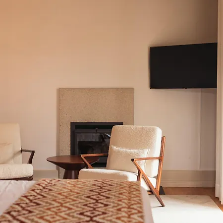 Guest house Casa Da Ribeira 4*